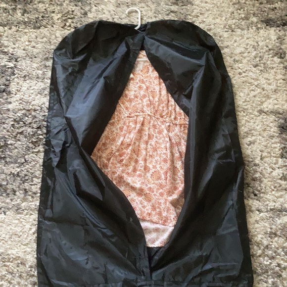 Lightweight garment bags - Picture 4 of 4